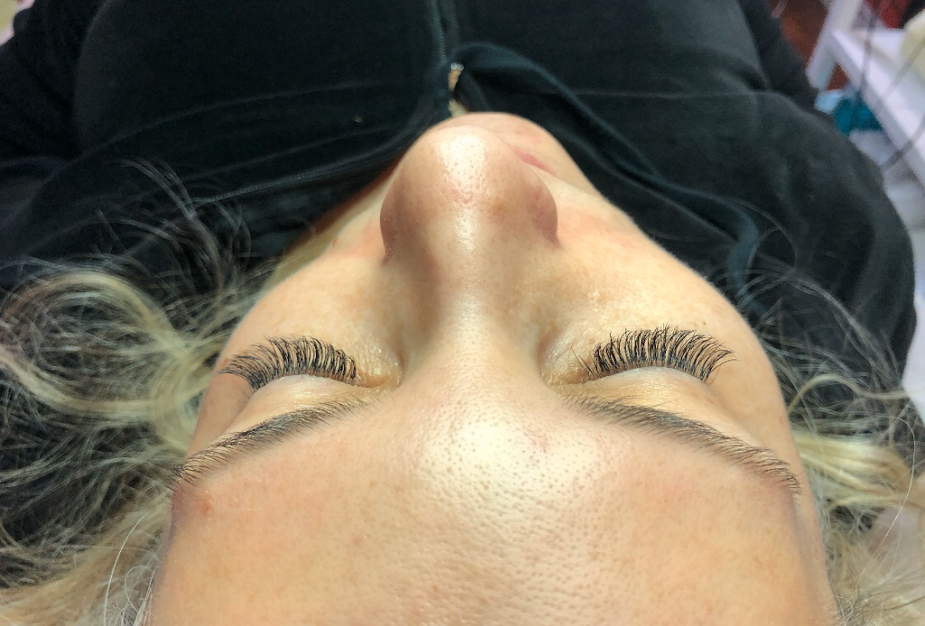 Forever Lash Co | Eyelash & Brow Services Alliston | By Nikol | 45 Burke St, Alliston, ON L9R 0N7, Canada | Phone: (416) 893-2353