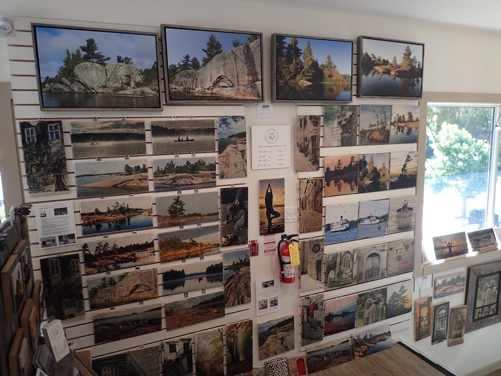 Art On Stone - Shipyards Marketplace | 908 Bay St, Gravenhurst, ON P1P 1Z9, Canada | Phone: (705) 790-4790