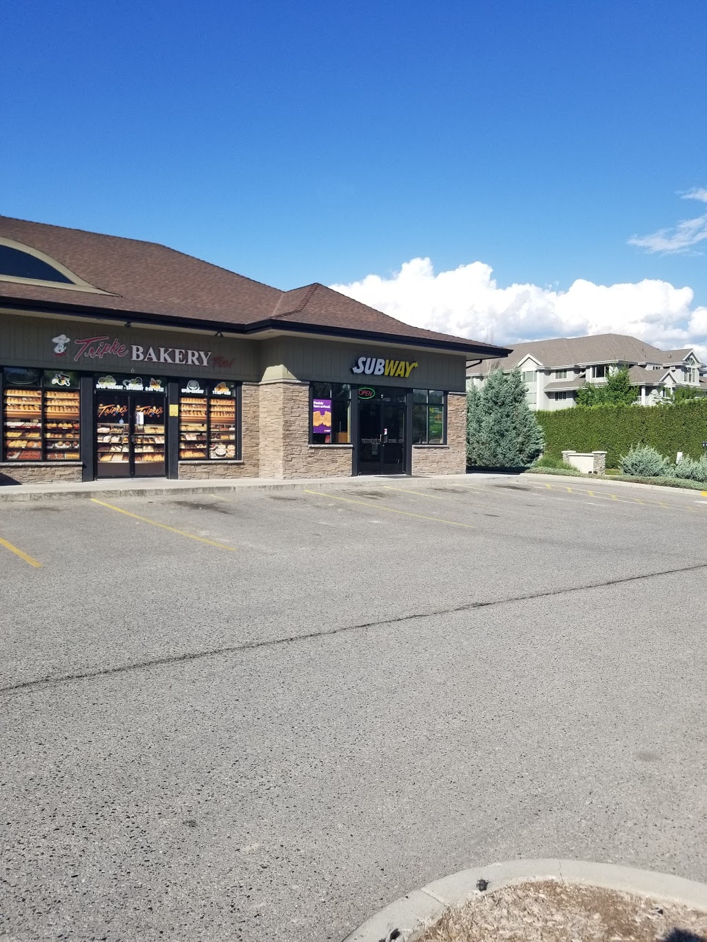 Subway | 538 Yates Rd, Kelowna, BC V1V 2V2, Canada | Phone: (250) 763-5601