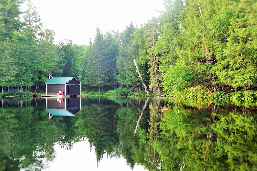 Knoepfli Inn | 5484 Hwy 124, Magnetawan, ON P0A 1P0, Canada | Phone: (705) 387-3396