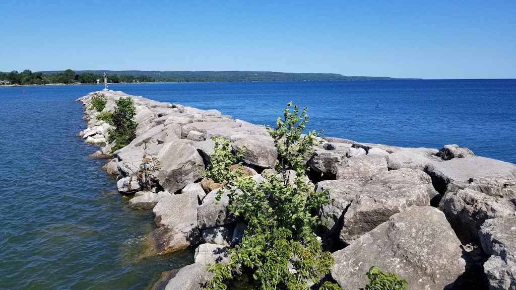 Royal Harbour Resort | 1 Harbour St, Thornbury, ON N0H 2P0, Canada | Phone: (519) 599-5591