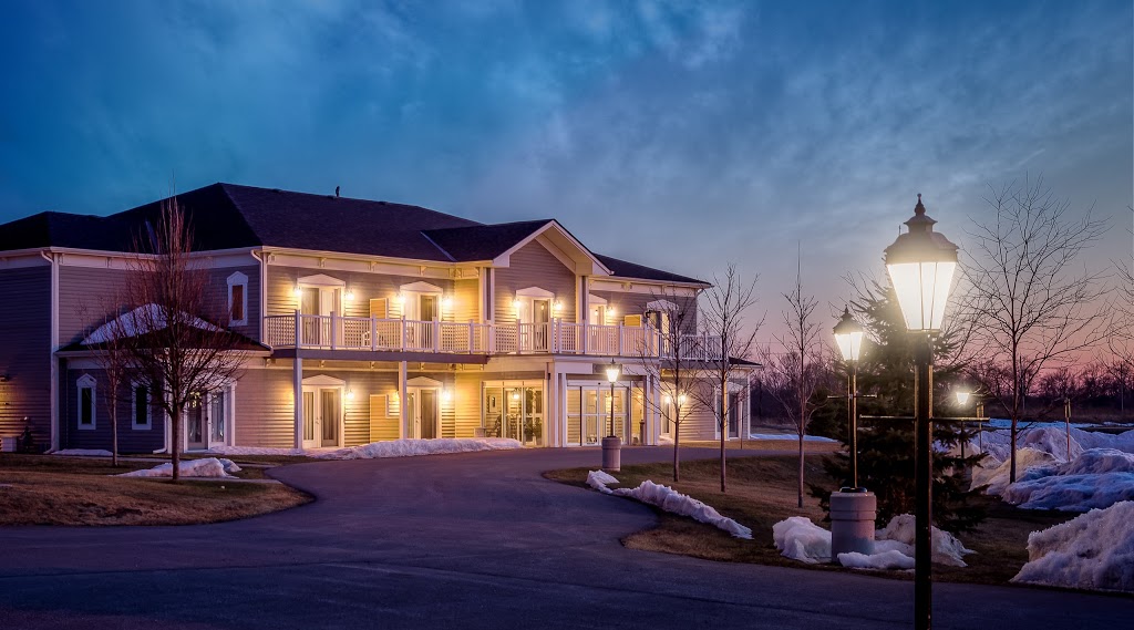 Amelias Garden Restaurant | 395 Sandy Hook Rd, Picton, ON K0K 2T0, Canada | Phone: (613) 476-7492