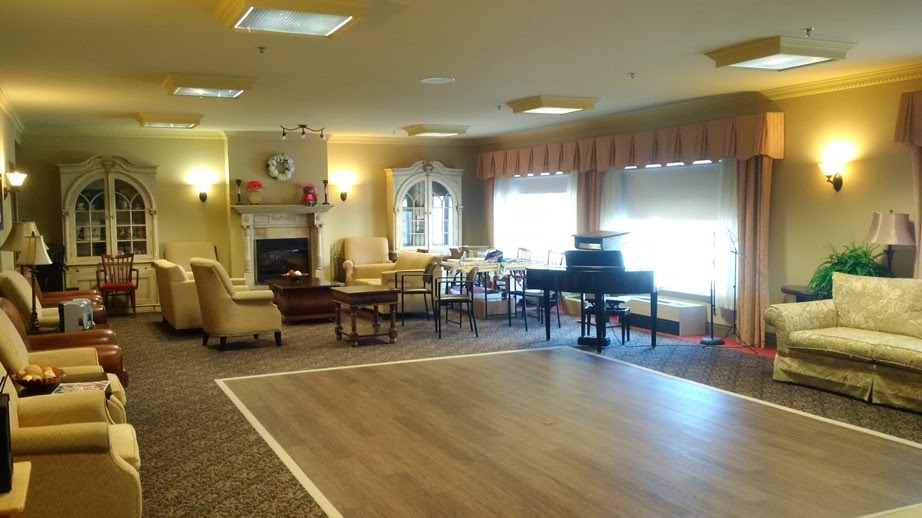 Chartwell Whispering Pines Retirement Residence | 140 Letitia St, Barrie, ON L4N 1P5, Canada | Phone: (705) 881-9884
