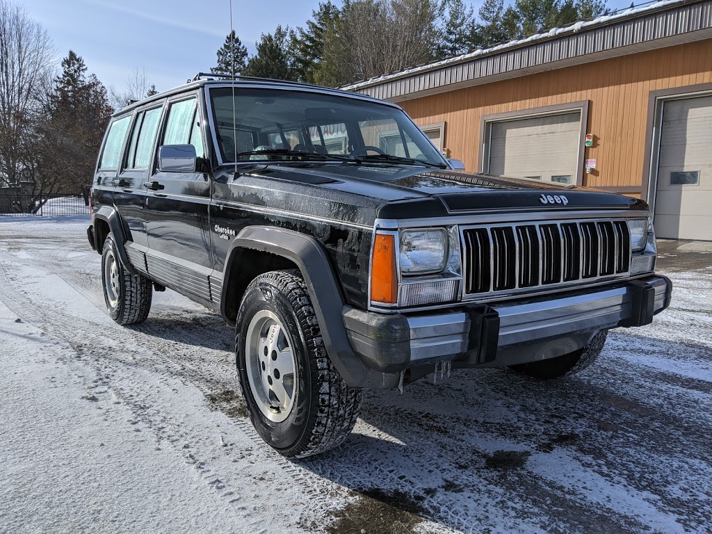 Lave-auto Grenville | 80 Rue Maple, Grenville, QC J0V 1J0, Canada | Phone: (613) 676-4425