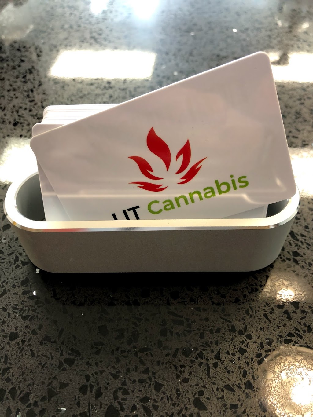 Lit Cannabis | 25 Oxford St W, London, ON N6H 1R2, Canada | Phone: (519) 204-8070