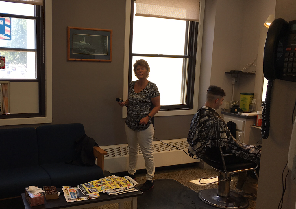 Vimy Barber Shop | 6 Satellite Ave, Kingston, ON K7K 7B4, Canada | Phone: (613) 541-5010