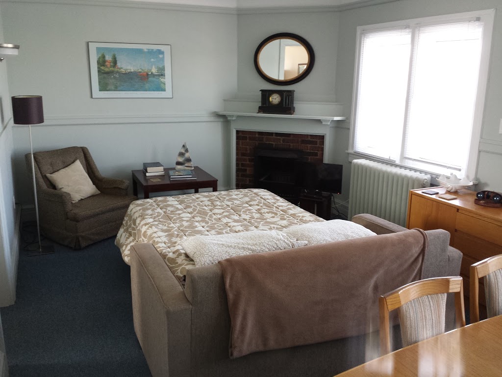 Pilot Lodging | 196 West St, Port Colborne, ON L3K 4E2, Canada | Phone: (905) 516-5625