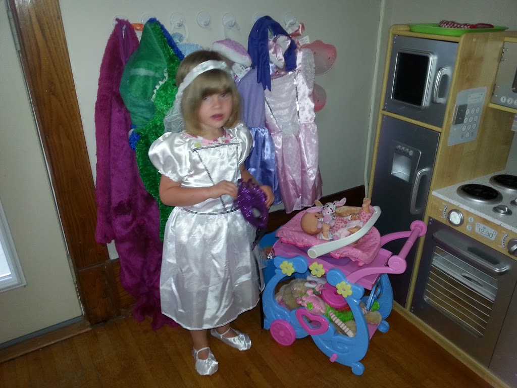 Ilderton Bizzy Bees Daycare Center | 13339 Ilderton Rd, Ilderton, ON N0M 2A0, Canada | Phone: (519) 666-3535