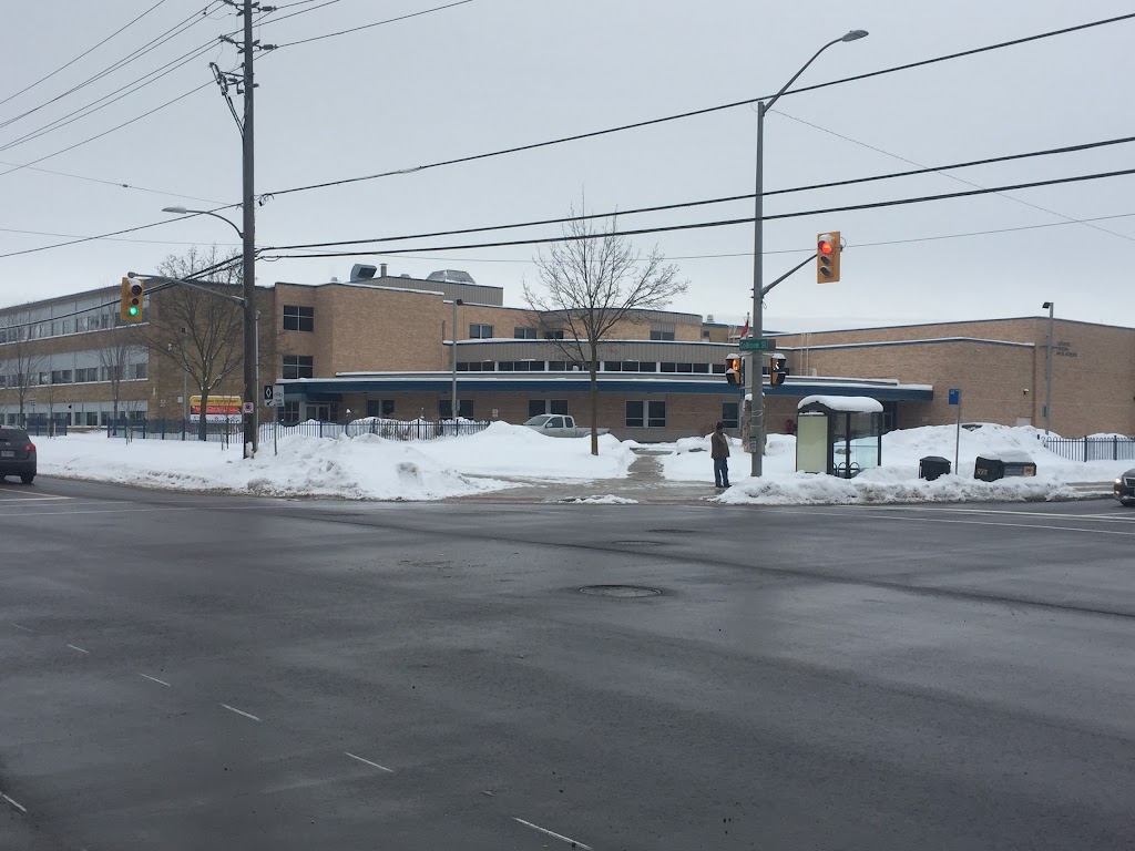 Catholic Central High School | 450 Dundas St, London, ON N6B 3K3, Canada | Phone: (519) 675-4431