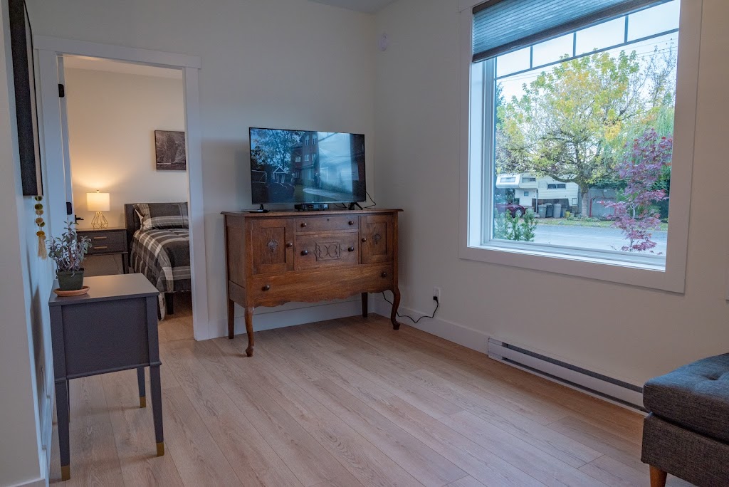 3301 B 7 Street Cumberland | 3534 Royston Rd, Courtenay, BC V9N 9P9, Canada | Phone: (604) 618-6726
