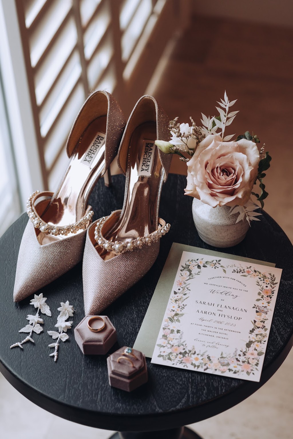 Devon C Photography | 43 Krug St, Kitchener, ON N2H 2X5, Canada | Phone: (519) 277-3386