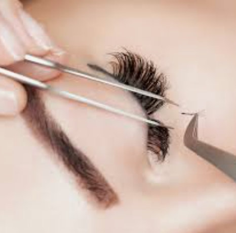 Lashing Effects | 23 Hearthstone Crescent, Courtice, ON L1E 2X7, Canada | Phone: (905) 926-4942