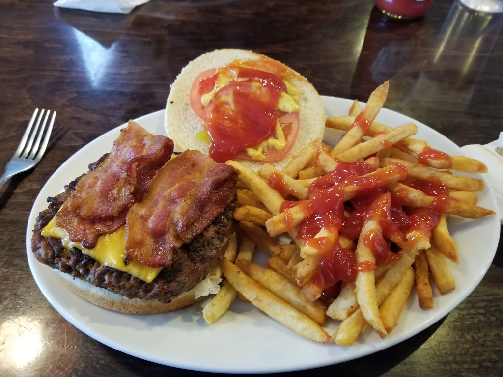 Trafalgar Truck Stop Restaurant | 7443 Trafalgar Rd, Hornby, ON L0P 1E0, Canada | Phone: (905) 875-1388