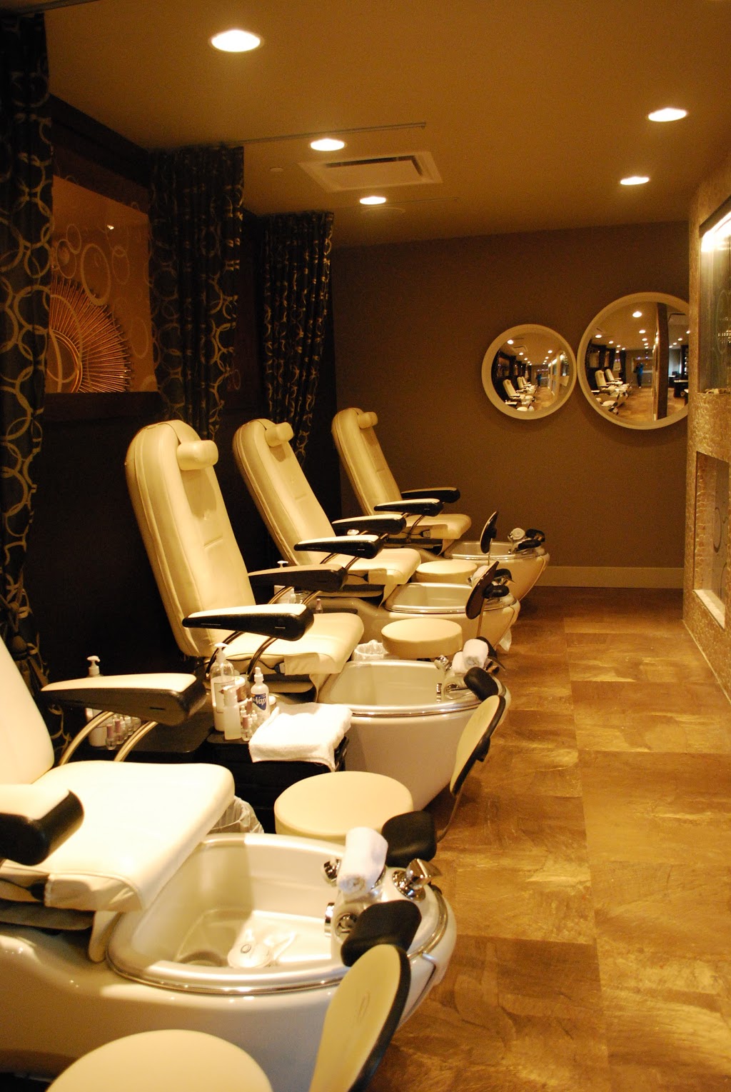 House of Toli Salon.Spa | 10 Aspen Stone Blvd SW #2144, Calgary, AB T3H 0K3, Canada | Phone: (403) 289-8654