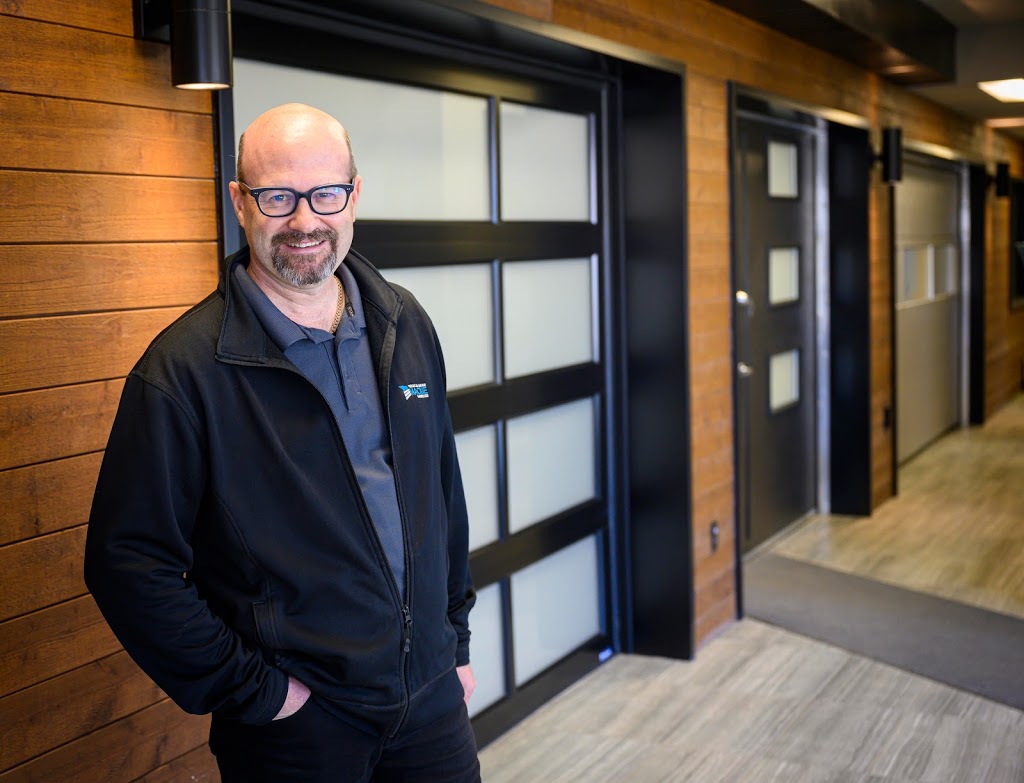 Portes de garage Mackie Sherbrooke | 160 Rue Léger, Sherbrooke, QC J1L 1L9, Canada | Phone: (819) 566-7003