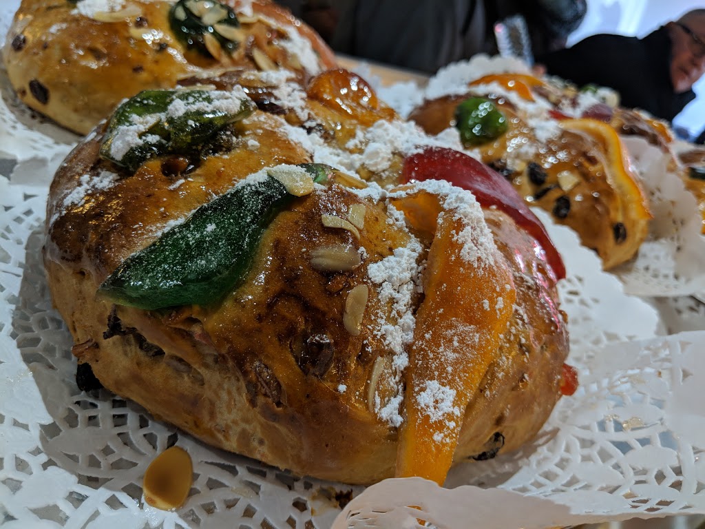 Dynasty Bakery & Cafe Ltd | 440 Rogers Rd, York, ON M6M 1A5, Canada | Phone: (416) 658-5199