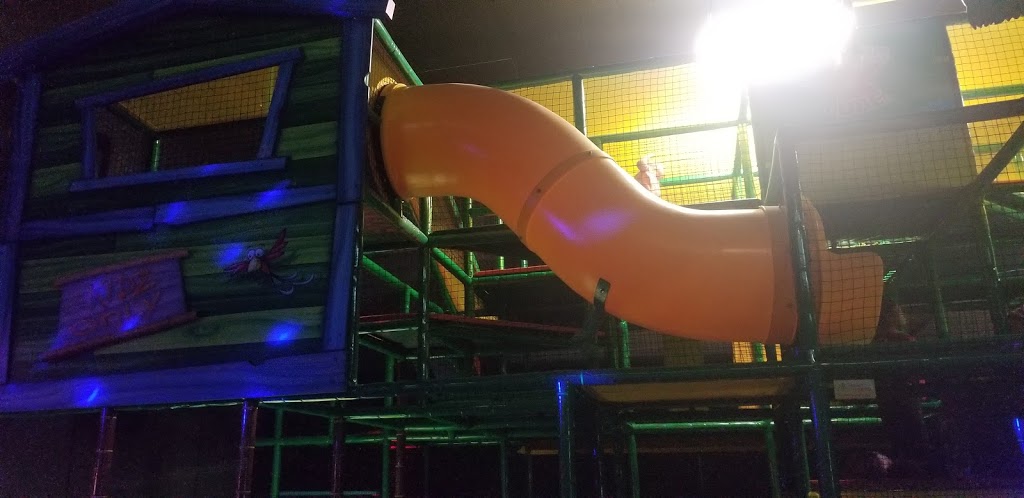 Kidz R Us Playzone | 1111 Québec Rte 138, Kahnawake, QC J0L 1B0, Canada | Phone: (450) 633-1111