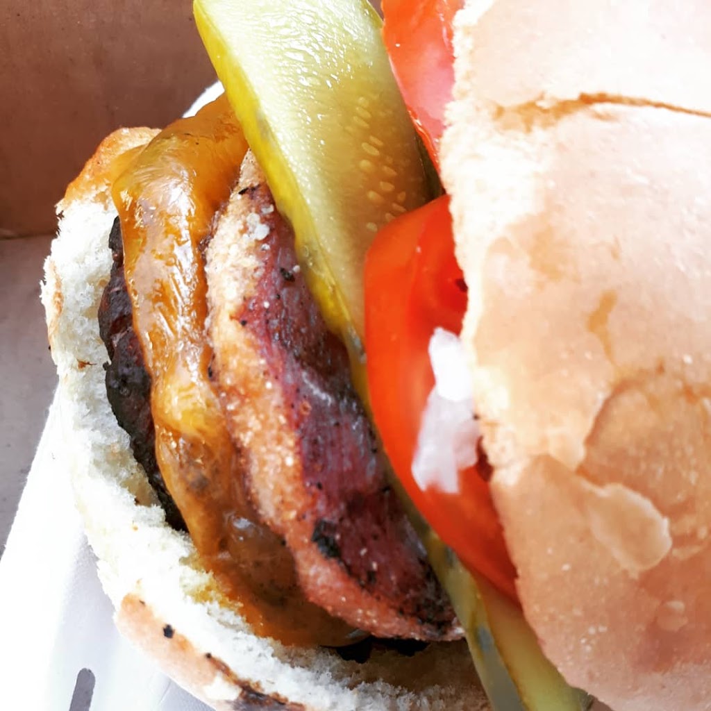 Street Eats | ON-10, Dundalk, ON N0C 1B0, Canada | Phone: (705) 828-2246