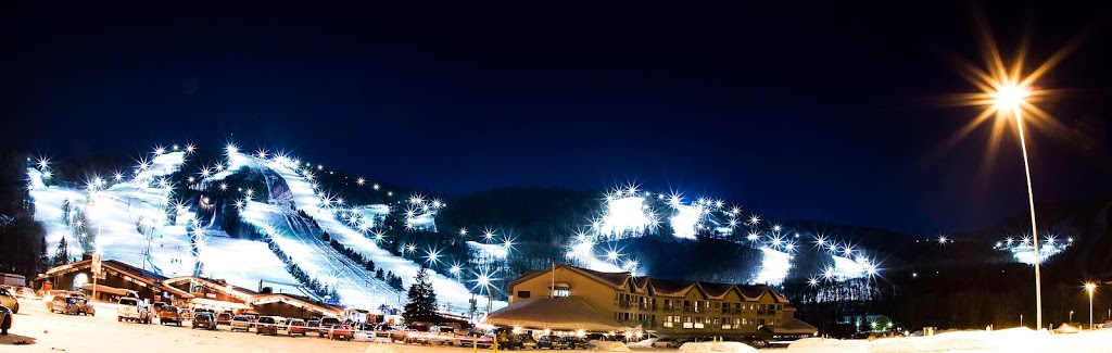 Condos & Hôtel Stoneham | 610 Chemin du Hibou, Stoneham-et-Tewkesbury, QC G3C 1T8, Canada | Phone: (418) 848-2000