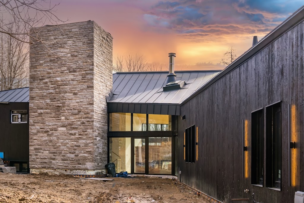 Blackwood Siding Co Ltd | 99 James St N, Tweed, ON K0K 3J0, Canada | Phone: (613) 848-4972