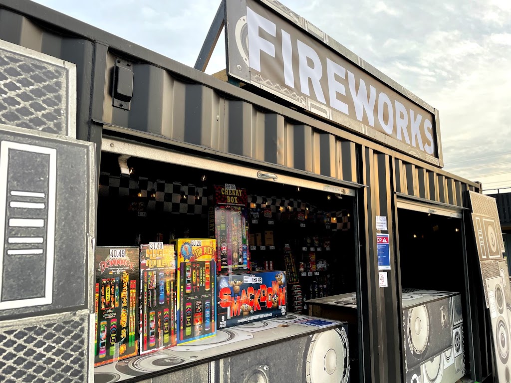 Georgian Bay Fireworks Collingwood | 774 Mountain Rd, Collingwood, ON L9Y 5G1, Canada | Phone: (416) 566-5993
