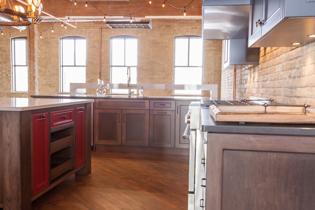 Dynamic Kitchens | 4094 Eastgate Crescent, London, ON N6L 1B2, Canada | Phone: (519) 652-5091