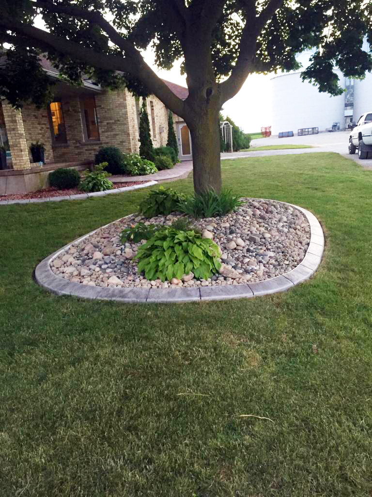 Devries Curbing | 135924 13 Line RR 4, Thamesford, ON N0M 2M0, Canada | Phone: (519) 495-3592