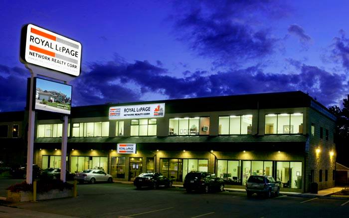 Pam Warner REALTOR with Century 21 Maximum Realty | 3617F 50 Ave, Red Deer, AB T4N 3Y5, Canada | Phone: (403) 302-3596