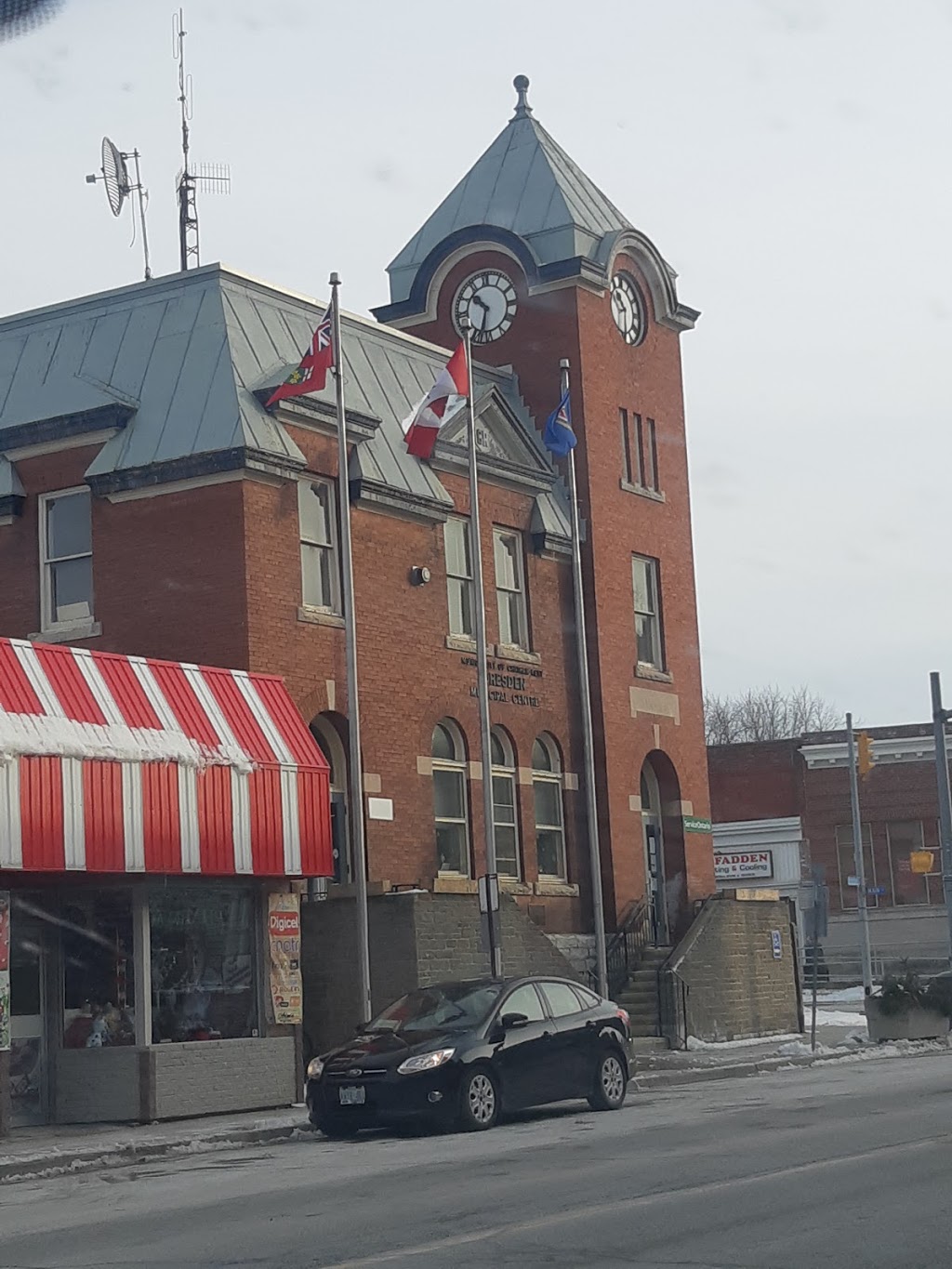 ServiceOntario | 485 St George St S, Dresden, ON N0P 1M0, Canada | Phone: (519) 683-4268