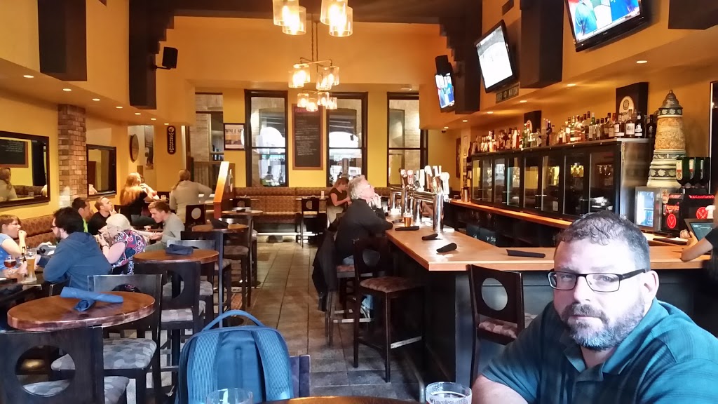 Beer Bros. Gastropub | restaurant | 1821 Scarth St, Regina, SK S4P 2G9, Canada | 3065862337 OR +1 306-586-2337