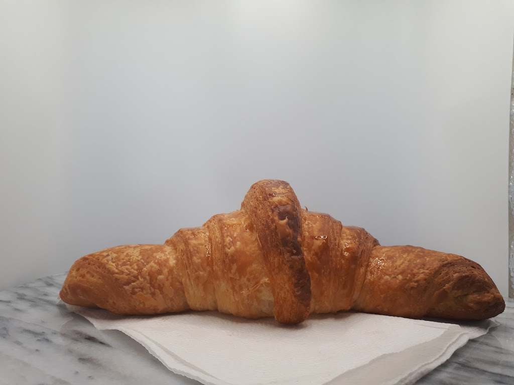 Boulangerie Epicerie St-Zenon | 6010 Rue Principale, Saint-Zénon, QC J0K 3N0, Canada | Phone: (450) 884-5505