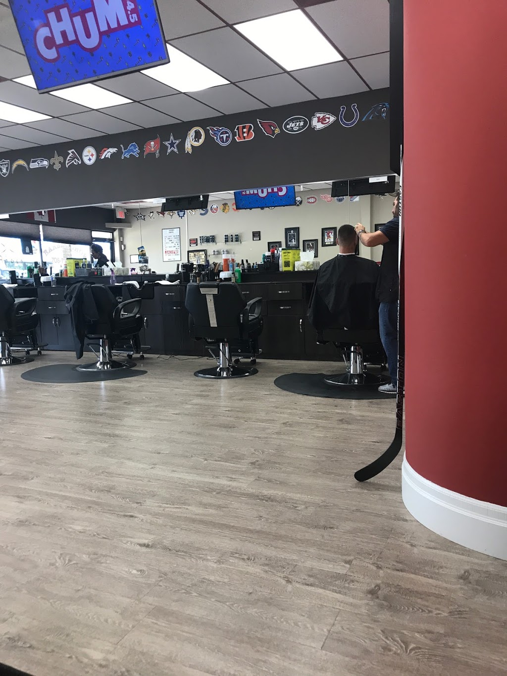 A Mans Zone 2 | 221 Cundles Rd E Unit 10, Barrie, ON L4M 6L5, Canada | Phone: (705) 727-1010
