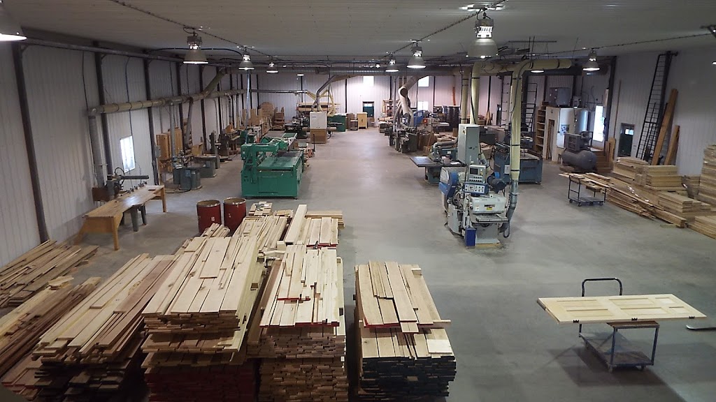 Menuiserie du Cran Inc | 3571 Avenue du Pont N, Alma, QC G8E 1S5, Canada | Phone: (418) 662-4905