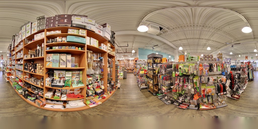 Grace in the kitchen | 442 Hazeldean Rd, Ottawa, ON K2L 1V2, Canada | Phone: (613) 521-4818