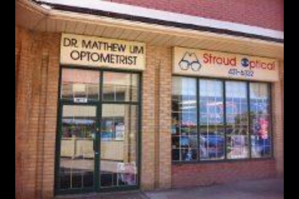 Stroud Optical | 8056 Yonge St, Innisfil, ON L9S 1L6, Canada | Phone: (705) 431-6332