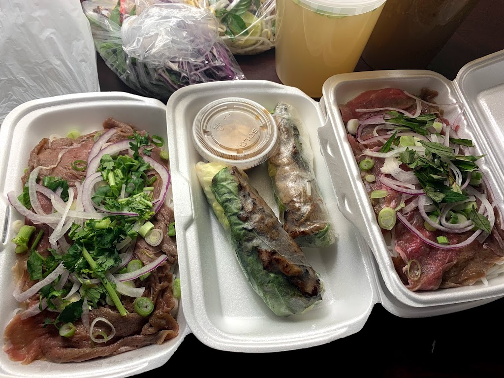 Pho 4 U | 99 Belmont Dr Unit 16, London, ON N6J 2N7, Canada | Phone: (519) 601-0746