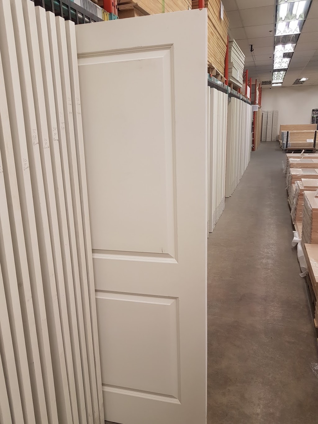 Portes et Moulures Dépôt | 3712 Ch. de Chambly, Longueuil, QC J4L 1N8, Canada | Phone: (450) 651-3347