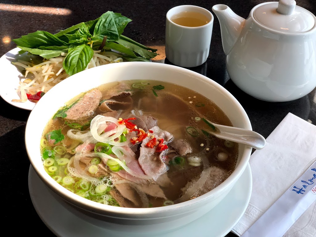 Halong Bay Noodle House | 16971 127 St NW, Edmonton, AB T6V 0T1, Canada | Phone: (780) 371-6800