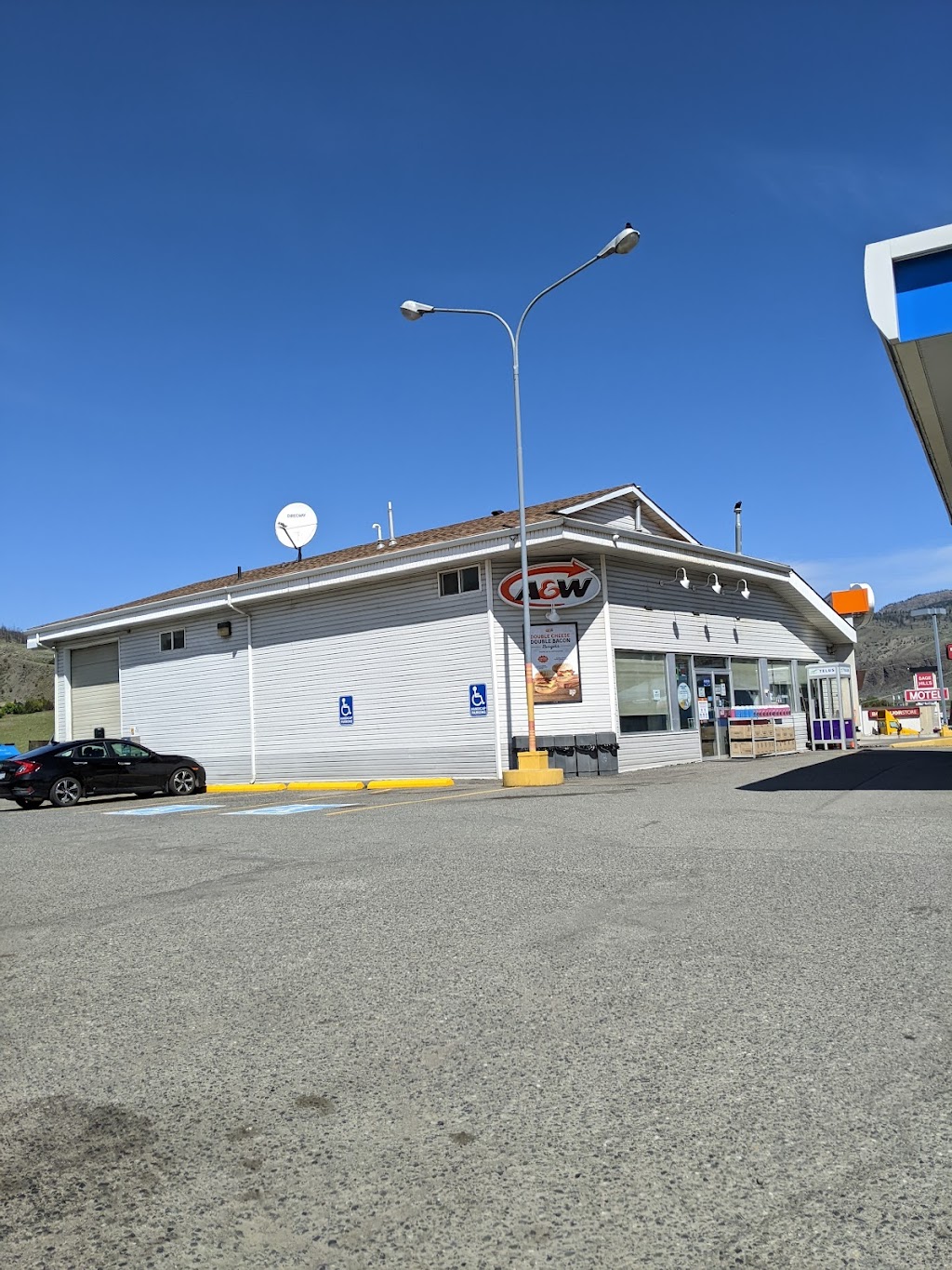 A&W Canada | 1340 Cariboo Hwy, Cache Creek, BC V0K 1H0, Canada | Phone: (250) 457-9344