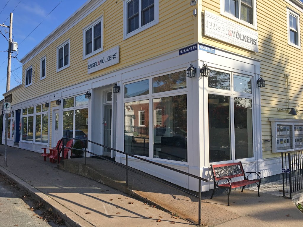 Engel & Völkers Chester | 5 Pleasant St, Chester, NS B0J 1J0, Canada | Phone: (902) 275-5613