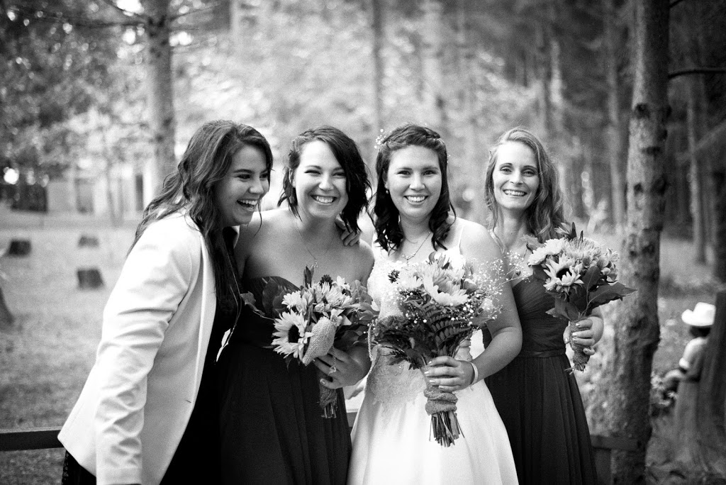 Photographie Jonathan Mercier | 35 Chemin Darveau, Saint-Camille, QC J0A 1G0, Canada | Phone: (819) 212-9875