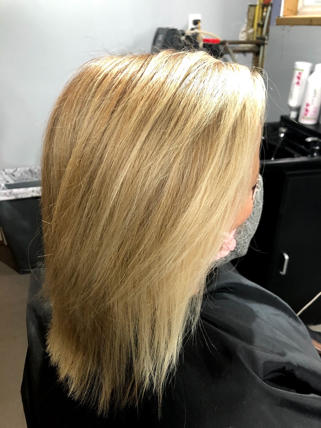 Hair by Natalie | 11 Charlotte Ct, Barrie, ON L4N 6B2, Canada | Phone: (705) 315-4336
