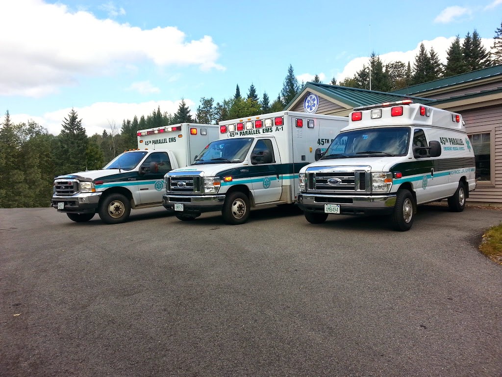 45th Parallel Ems | Ramsey Rd, Colebrook, NH 03576, USA | Phone: (603) 237-5593