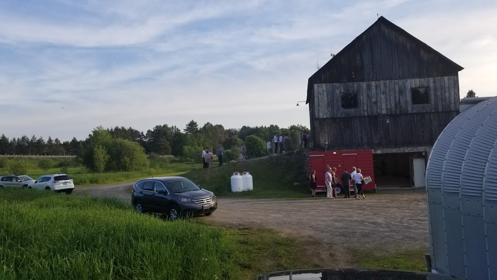 Hillside Farm | 2295 ON-60, Huntsville, ON P1H 2J6, Canada | Phone: (705) 635-1183