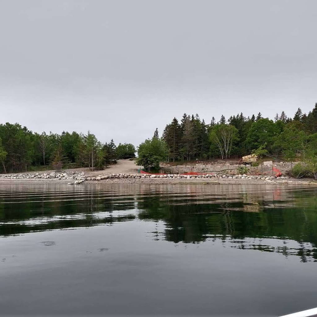 Salty Dog Sea Tours | 36 Treasure Dr, Western Shore, NS B0J 3M0, Canada | Phone: (902) 300-4108