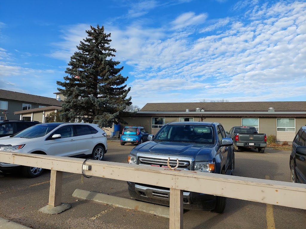 Vialta Lodge | 5128 57 Av, Viking, AB T0B 4N0, Canada | Phone: (780) 336-3353
