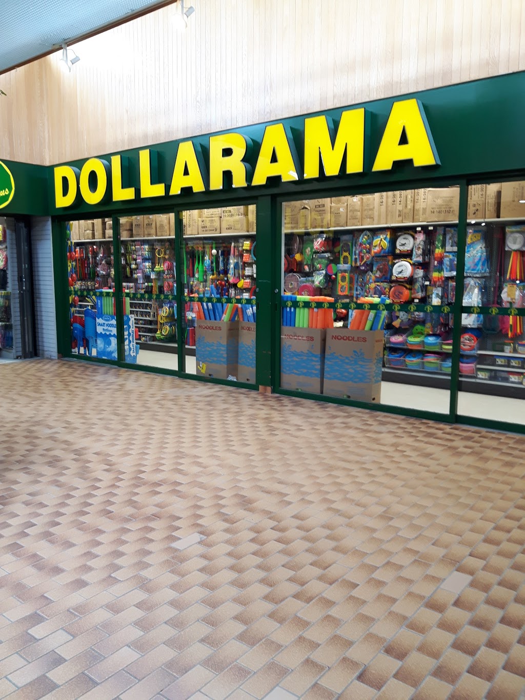 Dollarama | Galeries de la Chaudière, 1116 Boulevard Vachon N, Sainte-Marie, QC G6E 1N7, Canada | Phone: (418) 387-8121