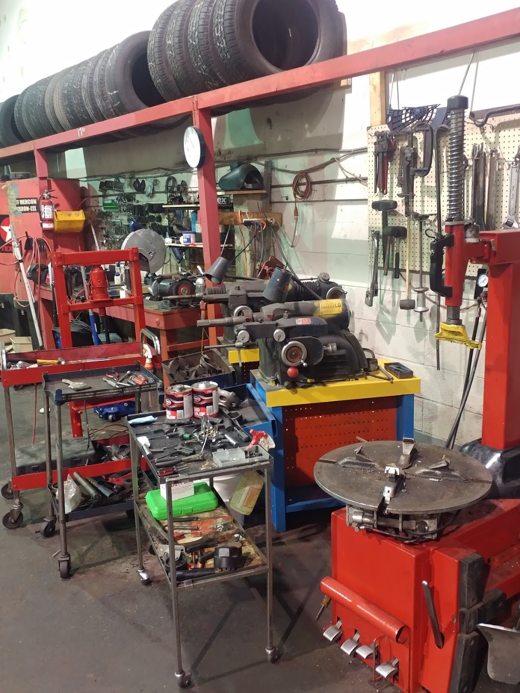 Canada West Brake and Muffler | 11964 96 Ave, Delta, BC V4C 3W8, Canada | Phone: (604) 582-3900