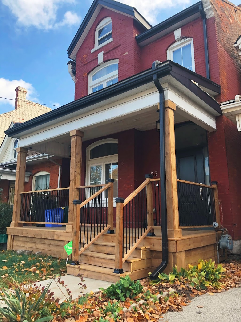 Black Crown Landscaping Inc | 577 Burlington St E, Hamilton, ON L8L 4J5, Canada | Phone: (905) 218-3621