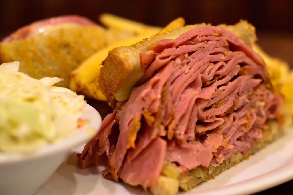 Angels Diner - Family Restaurant London | 100 Belmont Dr #1, London, ON N6J 3T4, Canada | Phone: (519) 690-2900